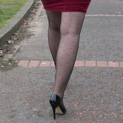 high heels slinky hosiery