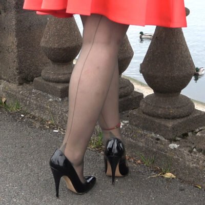 Her Vintage Stiletto and seamed stocking