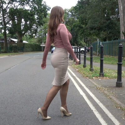 sexy steps in her high heels