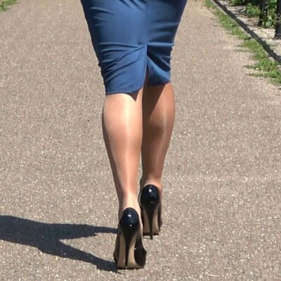 she wears heels - stunning