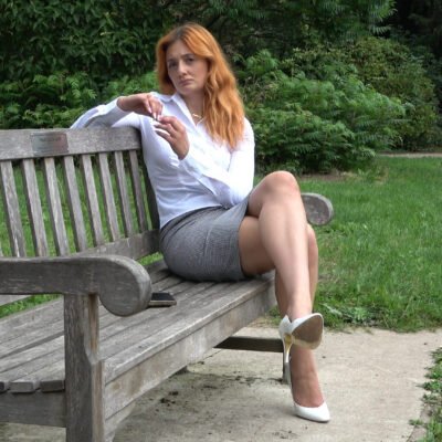 stiletto white