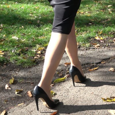 leg and heel dance together